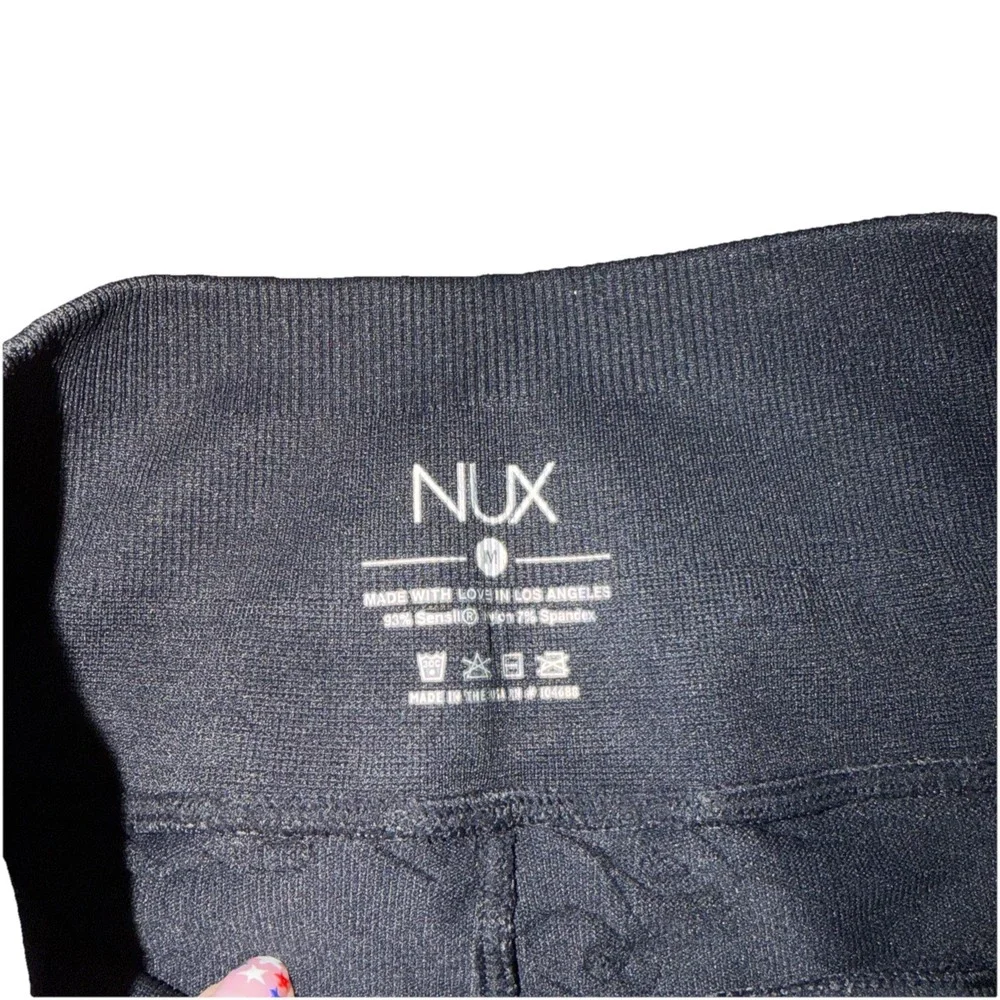 NUX‎ Black Bouquet Compression Leggings Style P4826